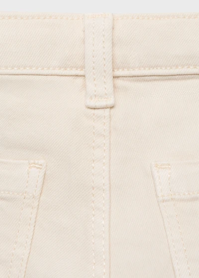Seamless jeans with frayed hem