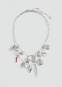 Beads pendant necklace