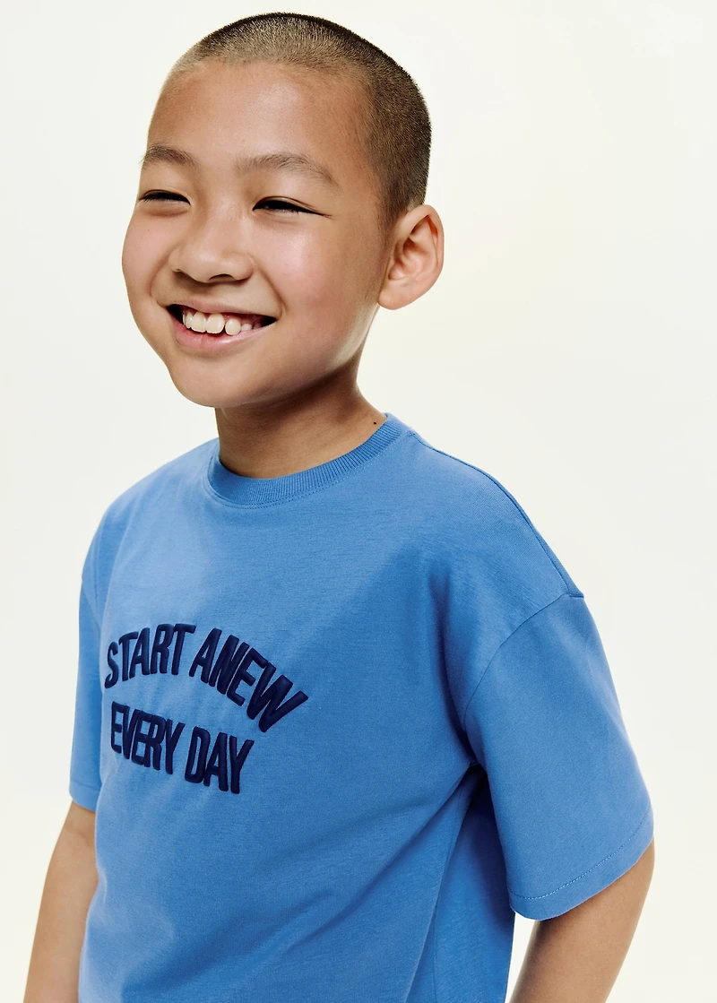 Embossed design T-shirt