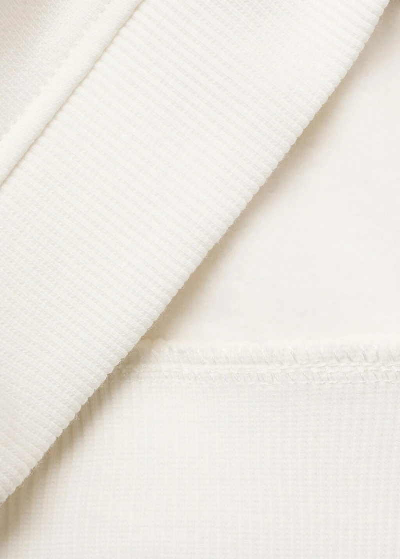 Sweatshirt with embroidered star