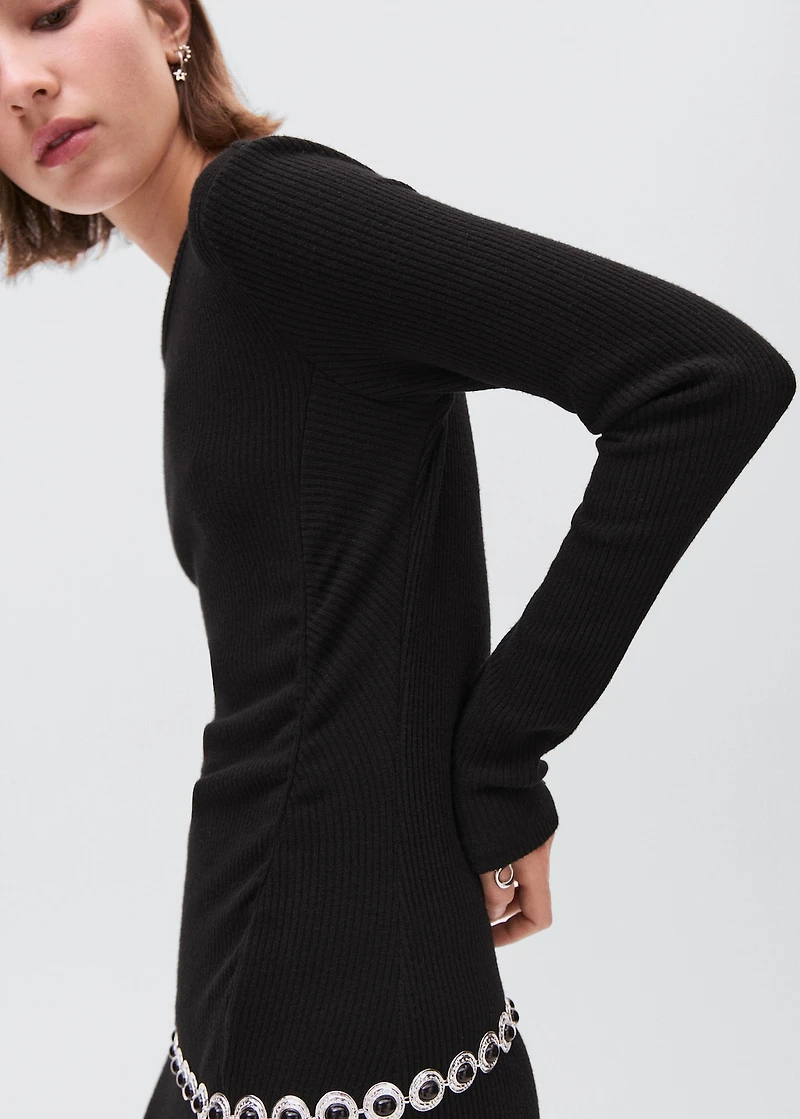 Long dress with side slit