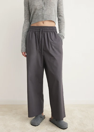 Cotton cropped pants with pockets