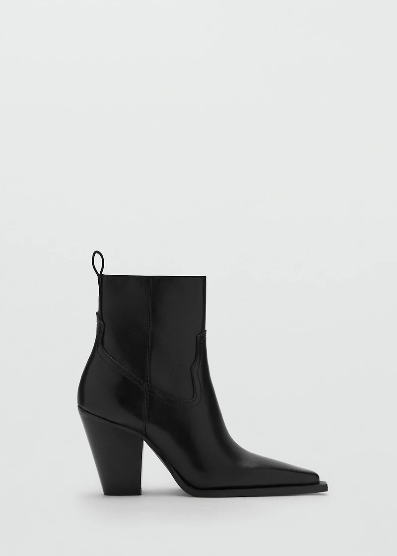 Leather ankle boots with block heel