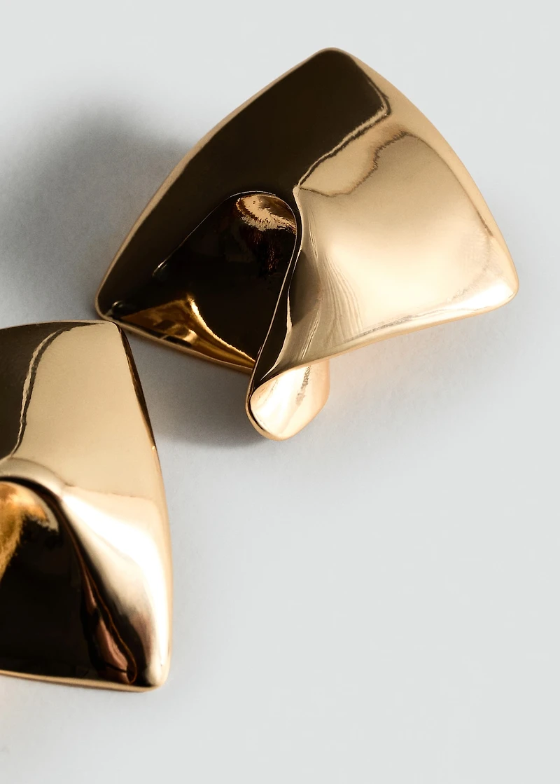 Irregular metallic earrings