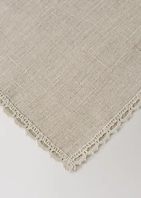 Linen placemat with lace edging