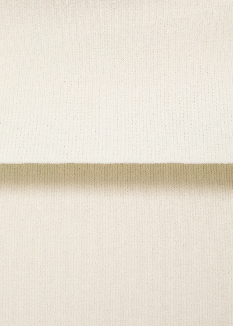 Strapless knitted top