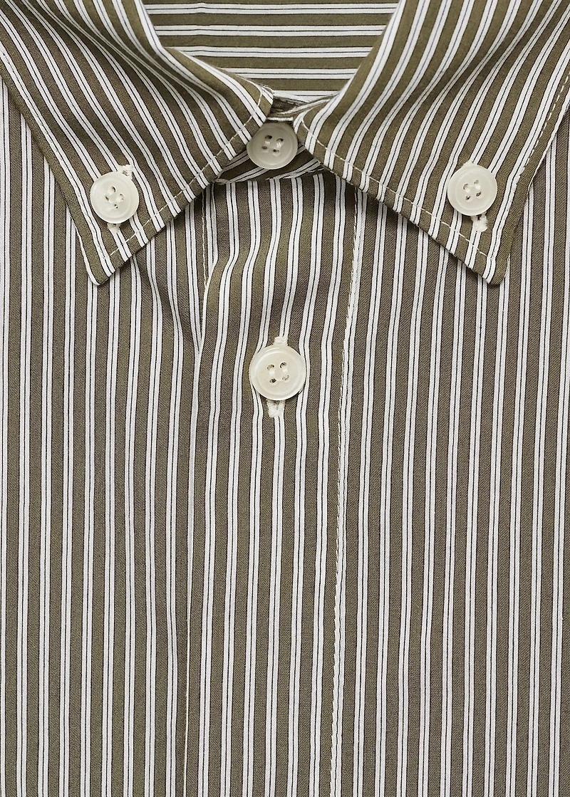 Regular fit striped print shirt