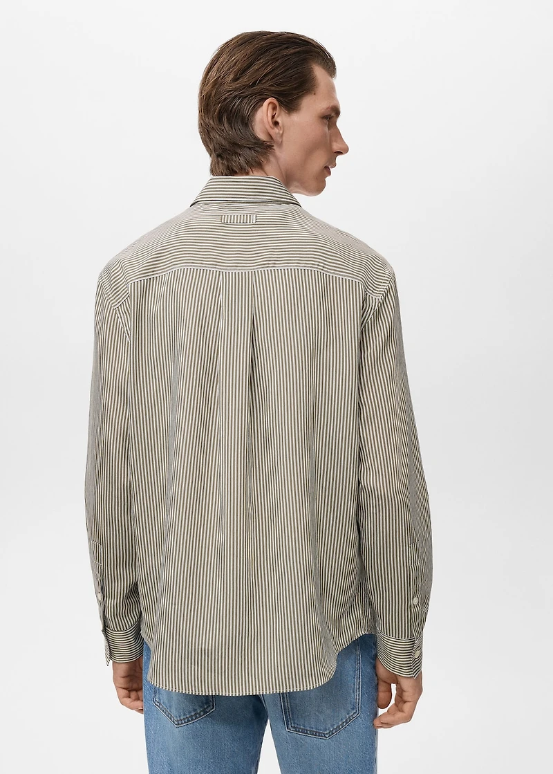 Regular fit striped print shirt