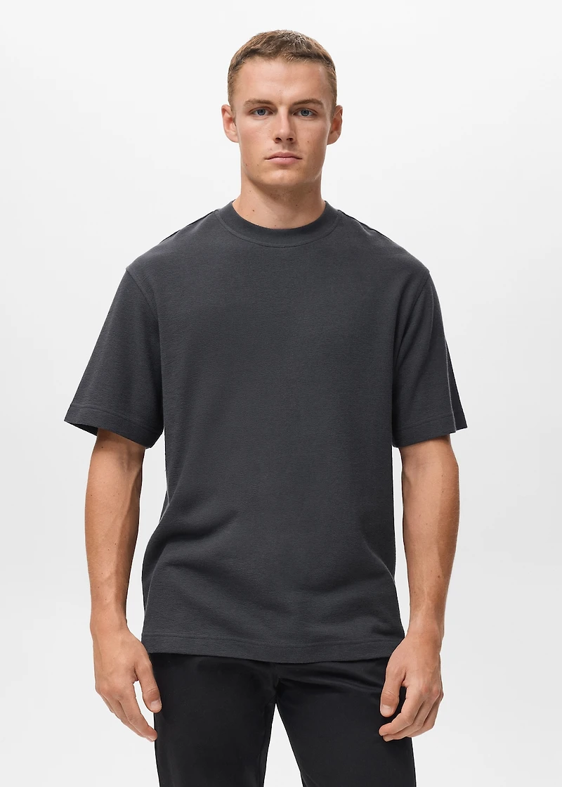 100% cotton relaxed-fit structured t-shirt