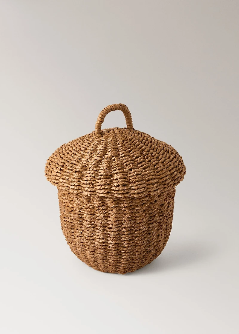 Children’s paper basket with acorn design
