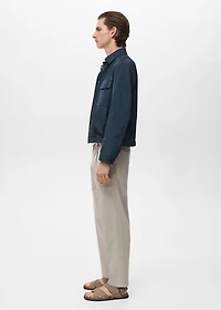 Water-repellent jacket with pockets