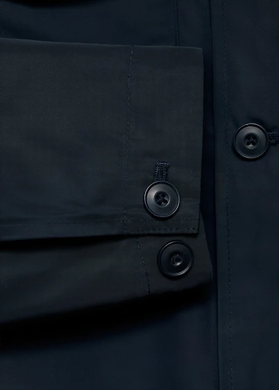 Water-repellent jacket with pockets