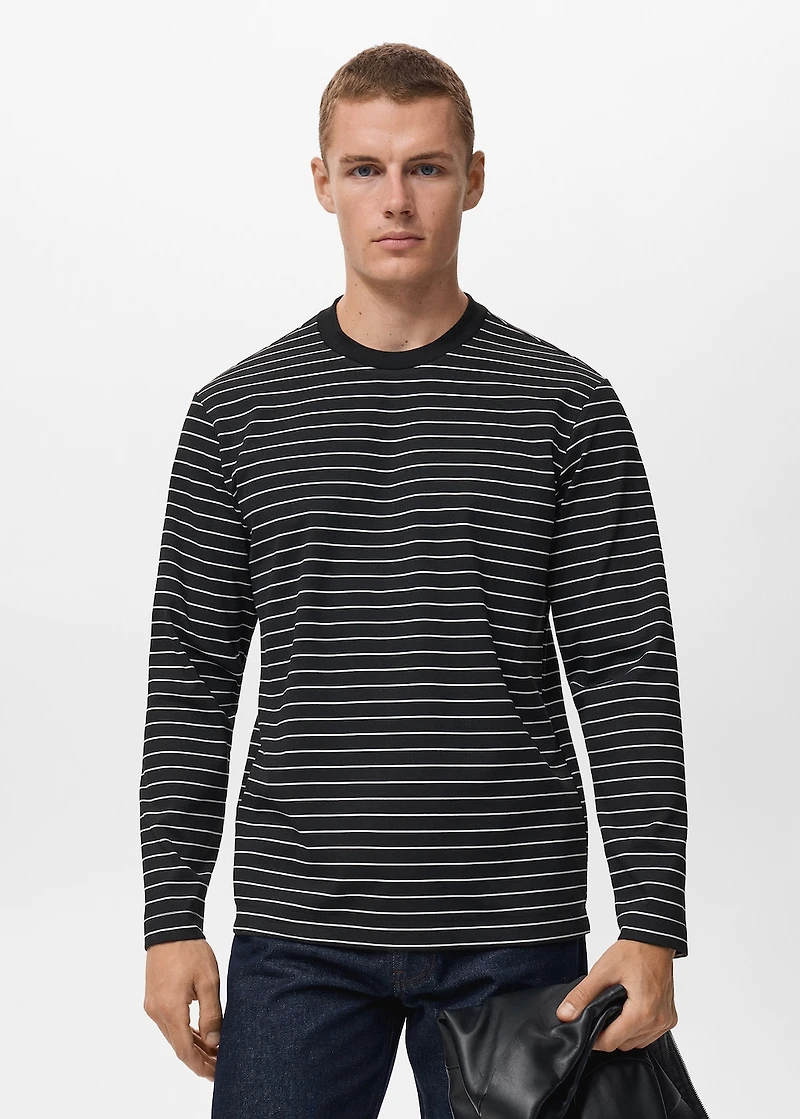 Striped long sleeves t-shirt