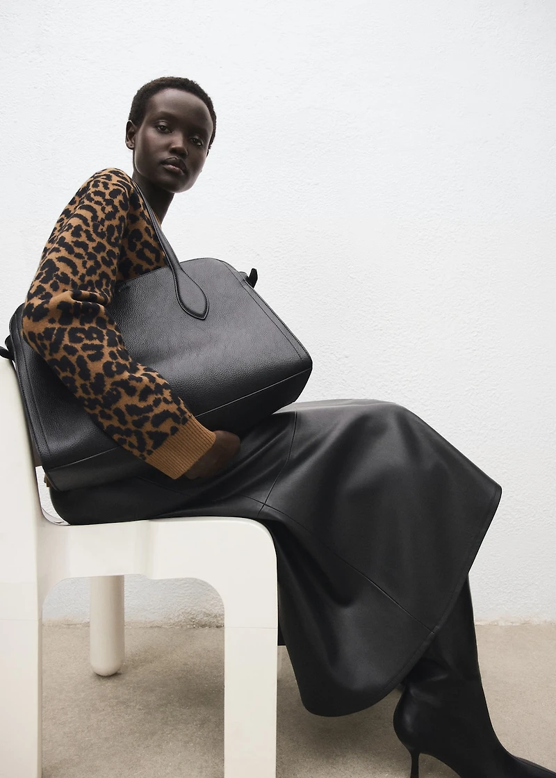 Leopard-print knitted sweater