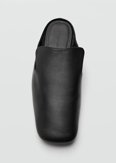 Square toe leather shoe