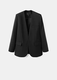 Suit blazer without lapels