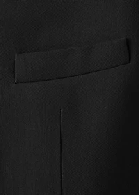 Suit blazer without lapels