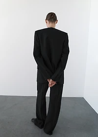 Suit blazer without lapels