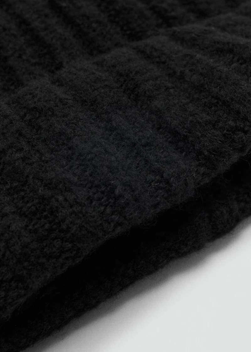 Ribbed knit beanie