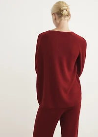 Thick cashmere sweater