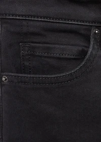 Mid-rise skinny jeans