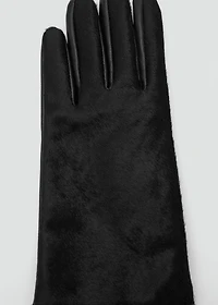 Leather gloves with fur