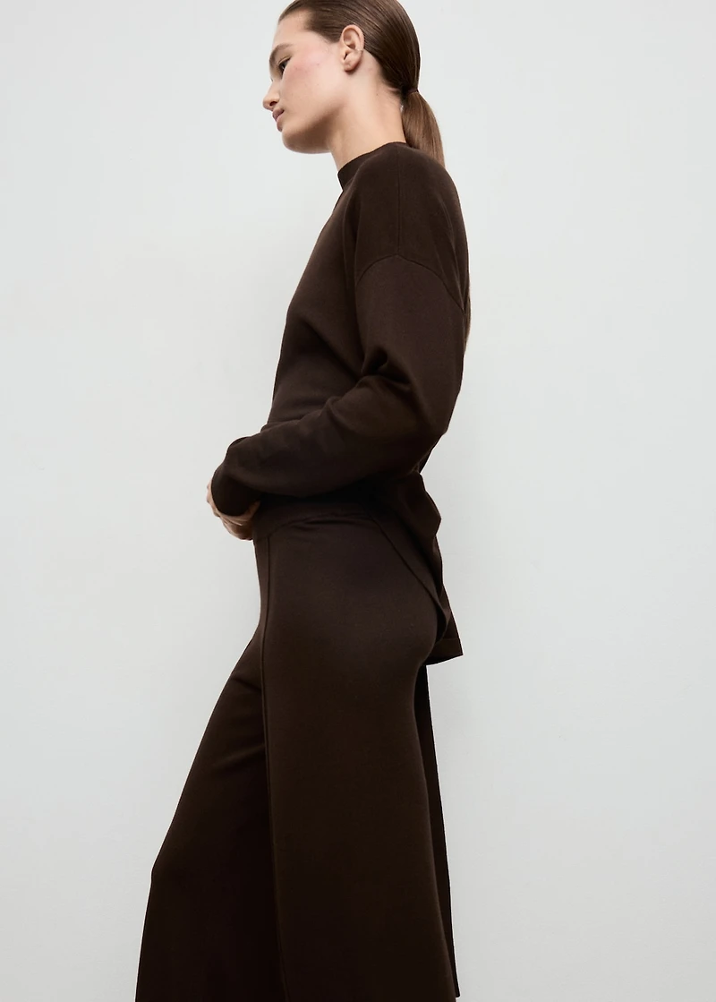 Knitted trousers with stitching detail