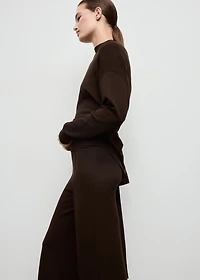 Knitted trousers with stitching detail