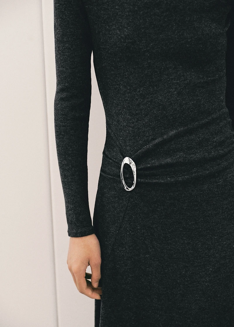 Ruched dress with ring