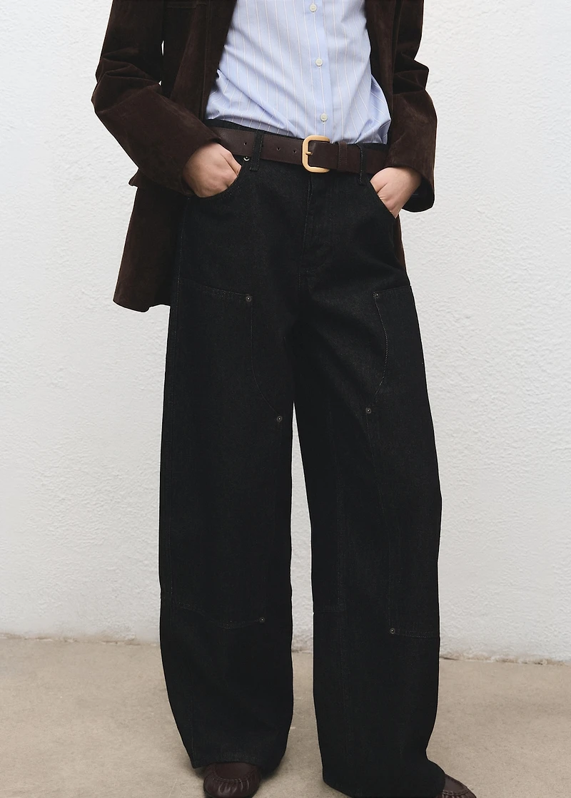 Barrel jeans with patches