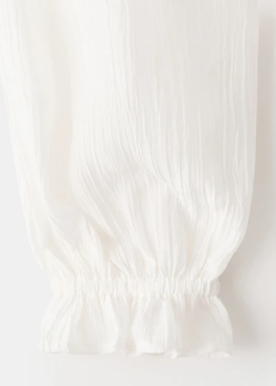 Fluid ruffled blouse