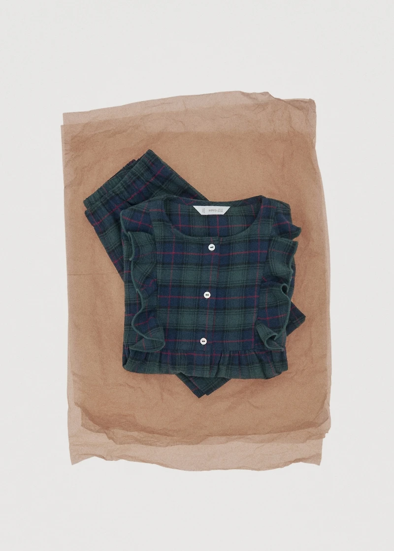 Set of long check pyjamas