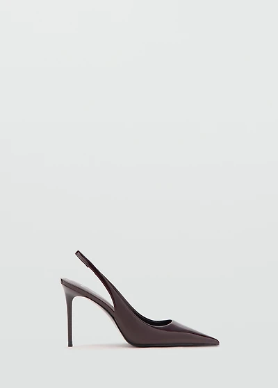 Patent leather heel shoes