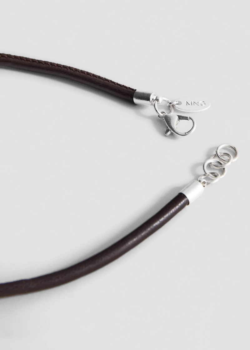 Maxi-flower stiff collar