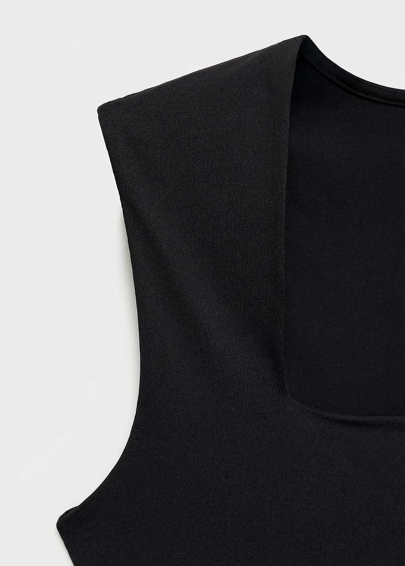 Fitted top with wide straps