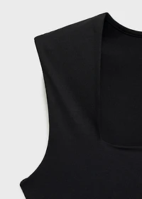 Fitted top with wide straps