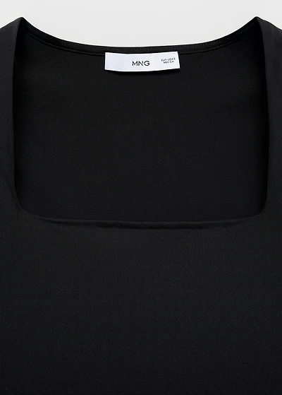 Fitted top with wide straps