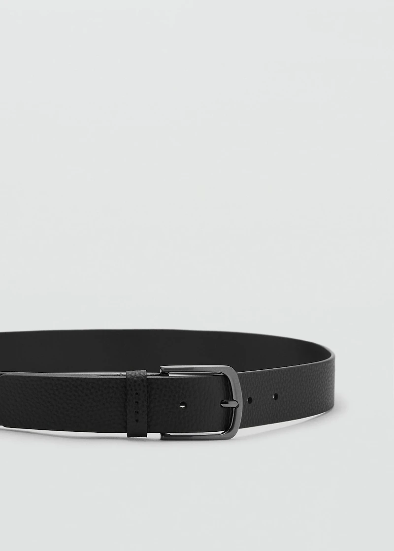 Pebbled leather belt