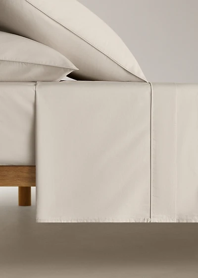 500-thread count cotton percale duvet cover with rounded piping detail for 135/140cm bed