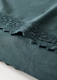 Washed cotton top sheet with lace trim for 180/200 cm bed