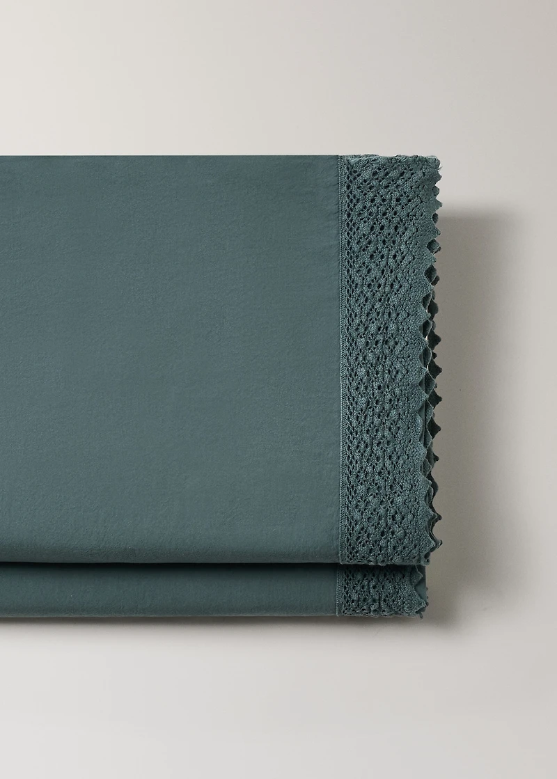 Washed cotton top sheet with lace trim for 180/200 cm bed