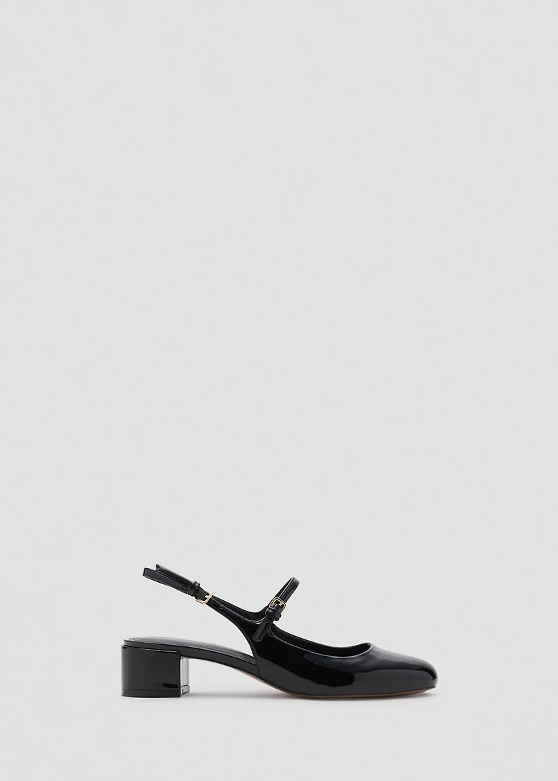 Patent leather block-heel shoes