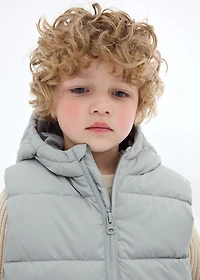 Quilted vest with hood