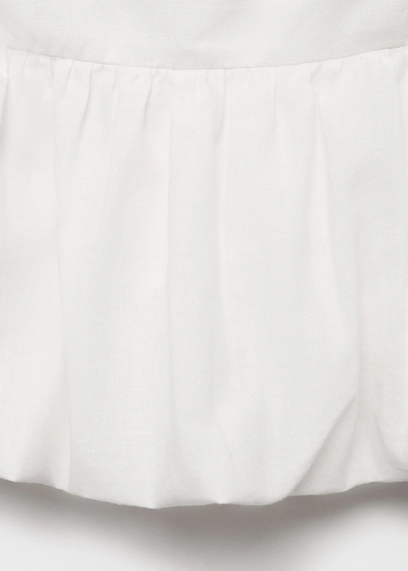 Puffed strapless top