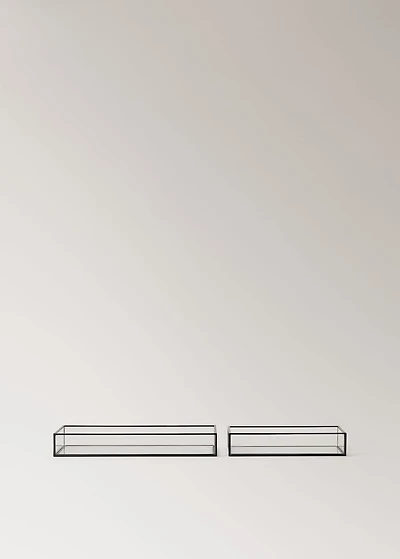 Small decorative tray with metal profile