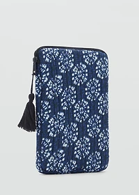 Laptop case with ethnic print