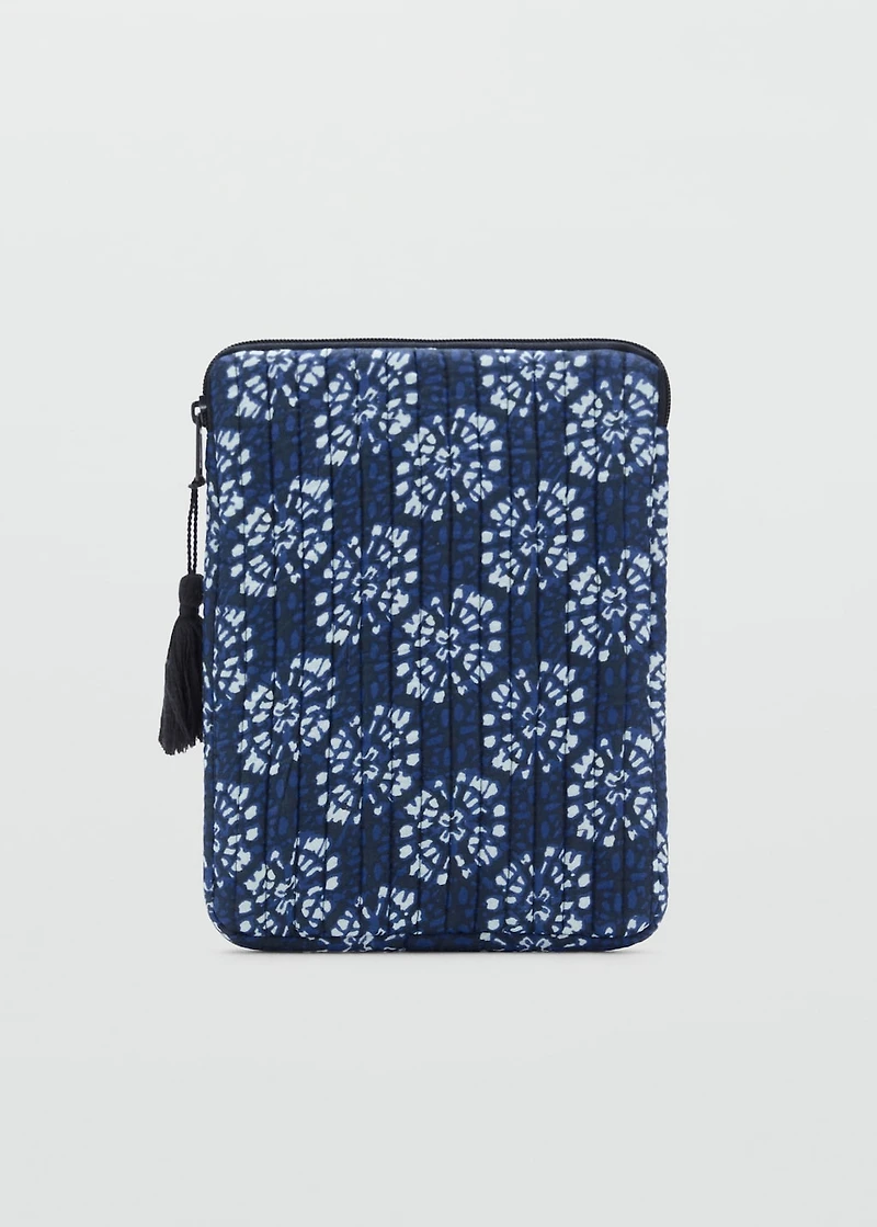 Laptop case with ethnic print