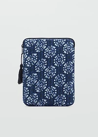 Laptop case with ethnic print