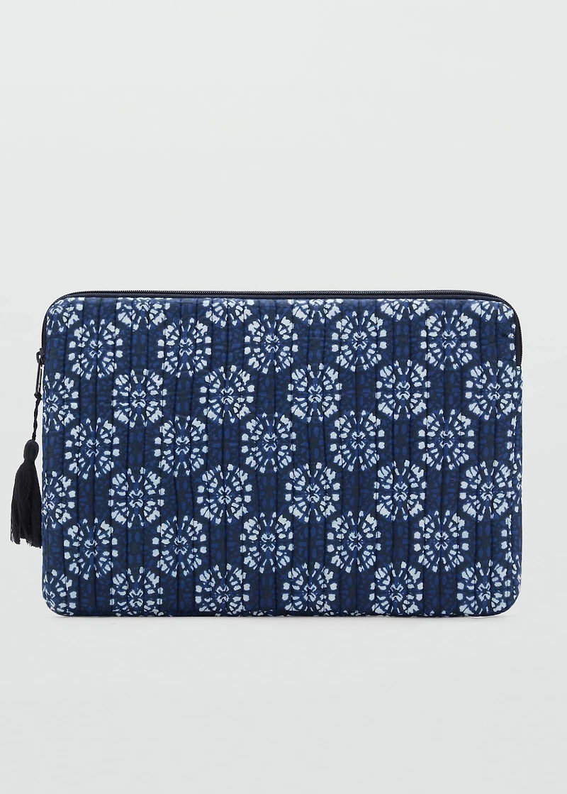Laptop case with ethnic print