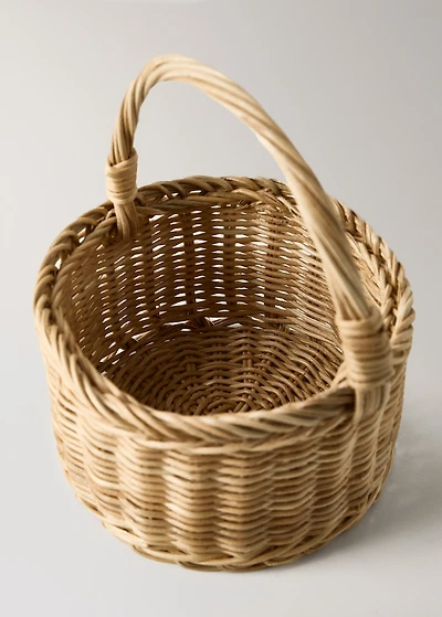 Medium rattan basket with handles